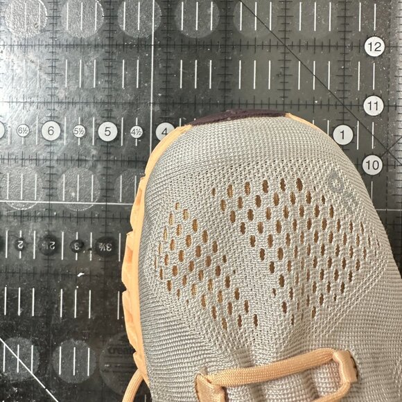 On Cloud X Swiss Engineering Women Size 8 40.99699 Silver Almond Peach Shoes - Picture 11 of 11